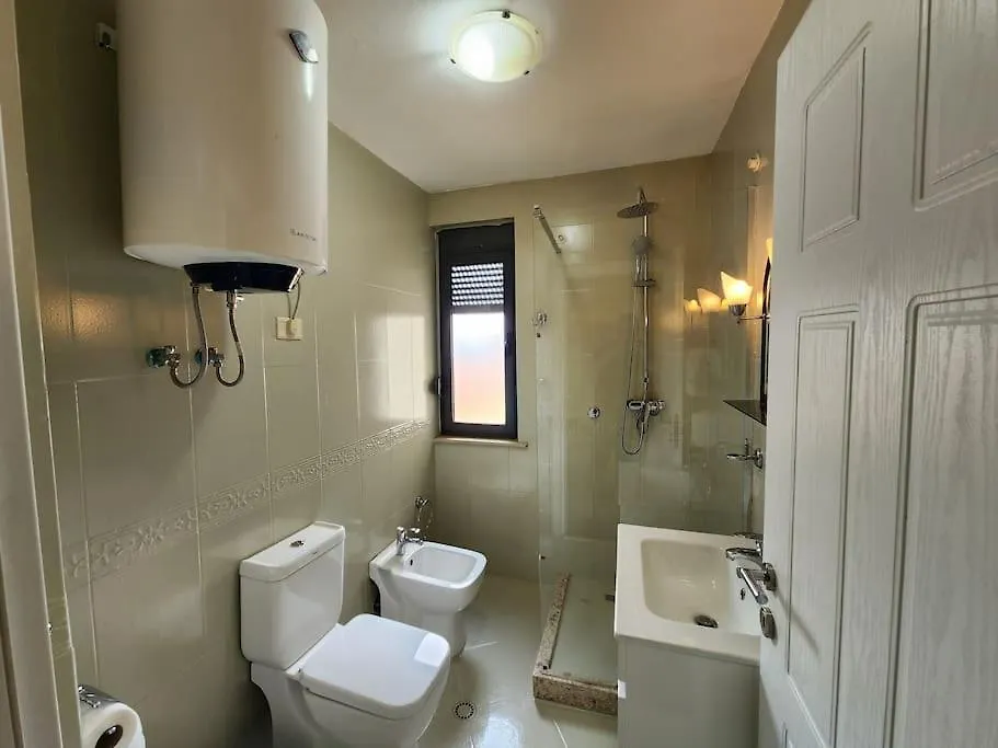 Central Apartment-New Bazar Tirana